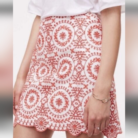 Ann Taylor LOFT Eyelet Embroidered Medallion Mini Skirt Women's Size 12 - Picture 2 of 12